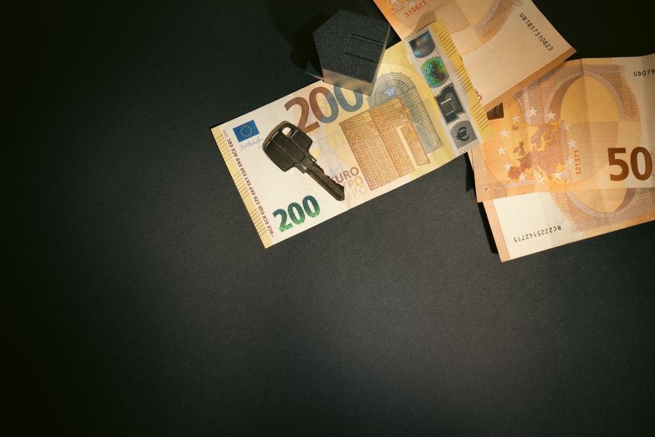 Aide des parents pour acheter un logement : les pièges à éviter avant qu’un simple virement ne devienne un problème